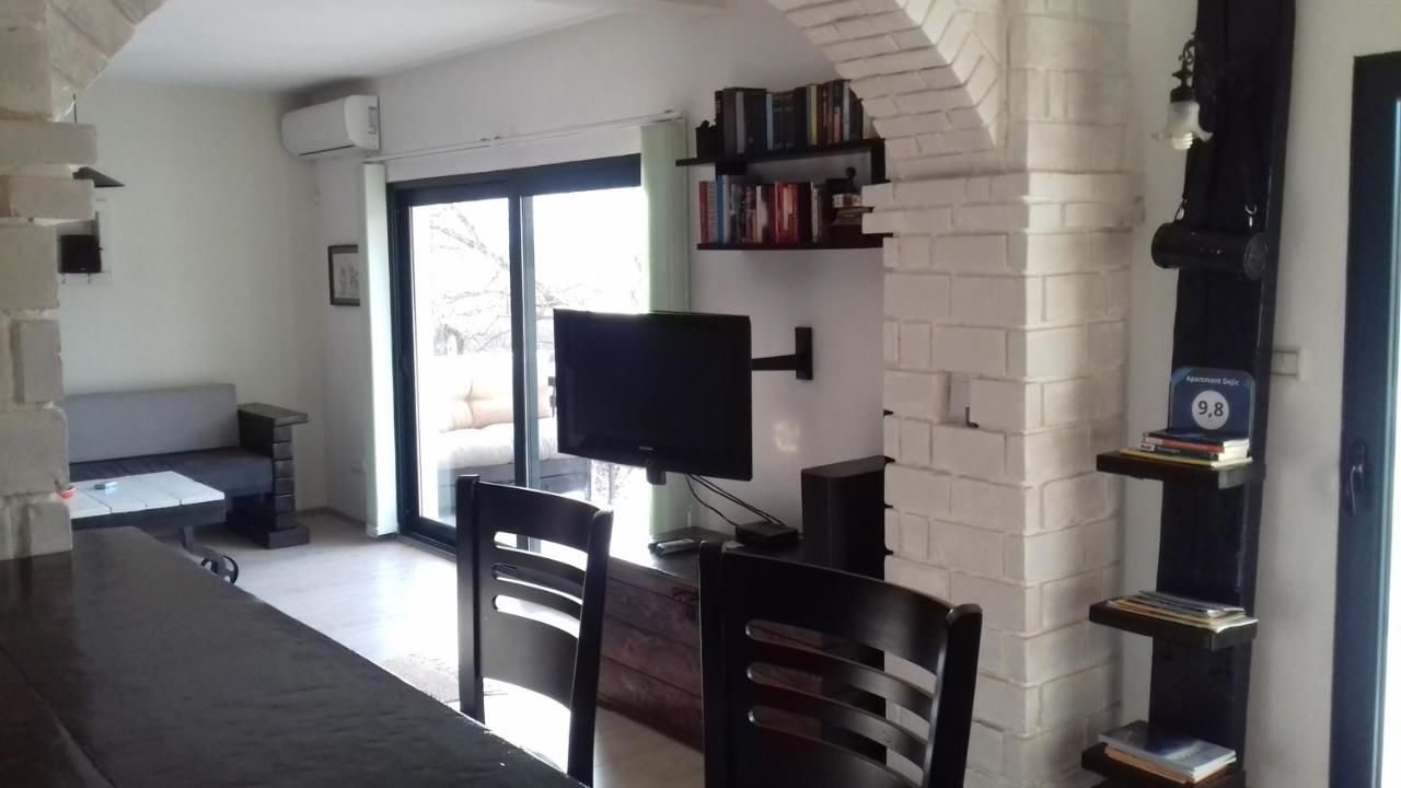 Апартаменты Apartment Dejic Вирпазар-41