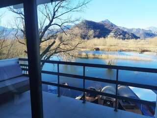 Апартаменты Apartment Dejic Вирпазар Апартаменты с видом на озеро-4